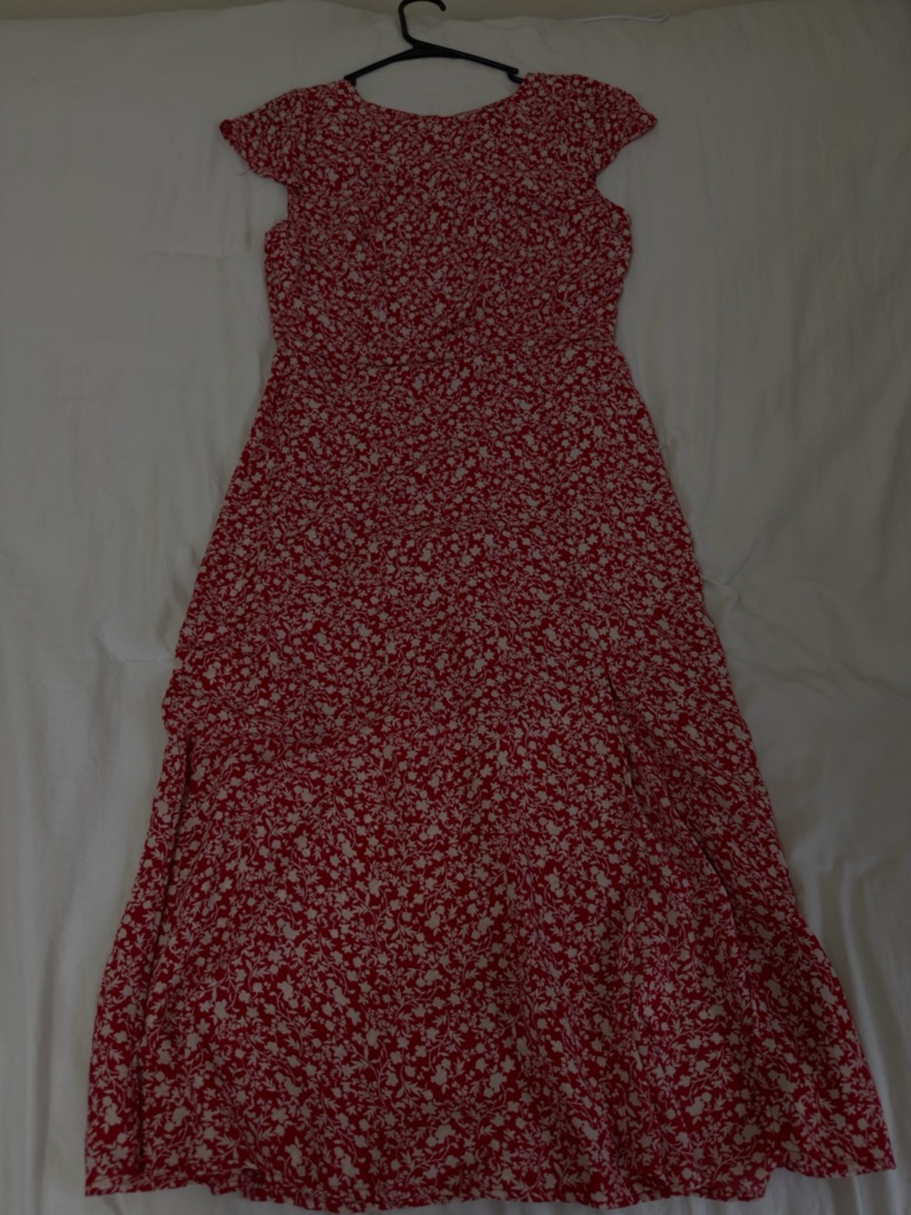 Trixxi Red and White Floral Cap-Sleeve Maxi Dress